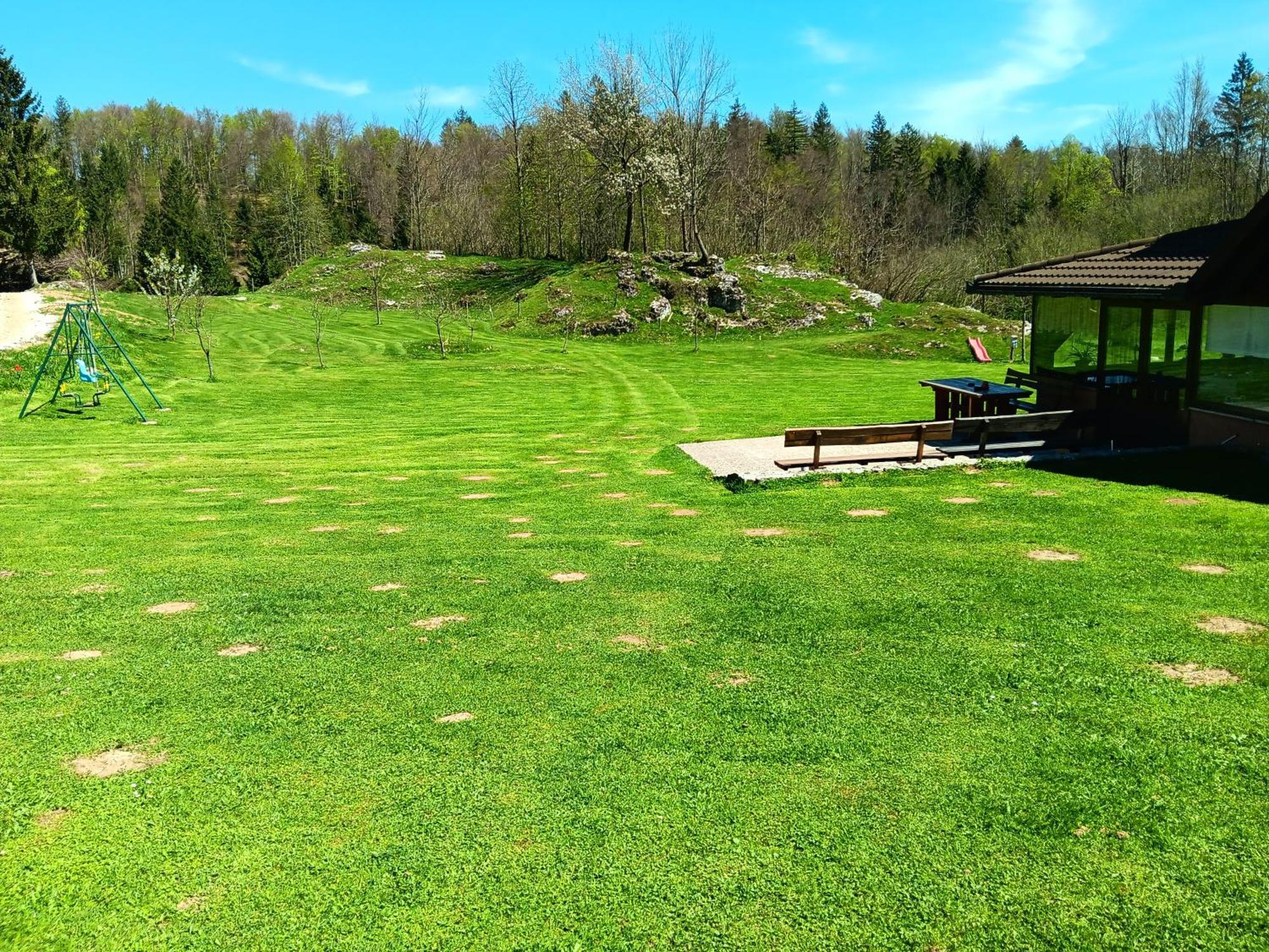 Turisticna Kmetija Pr Mark Trebce Luaran gambar